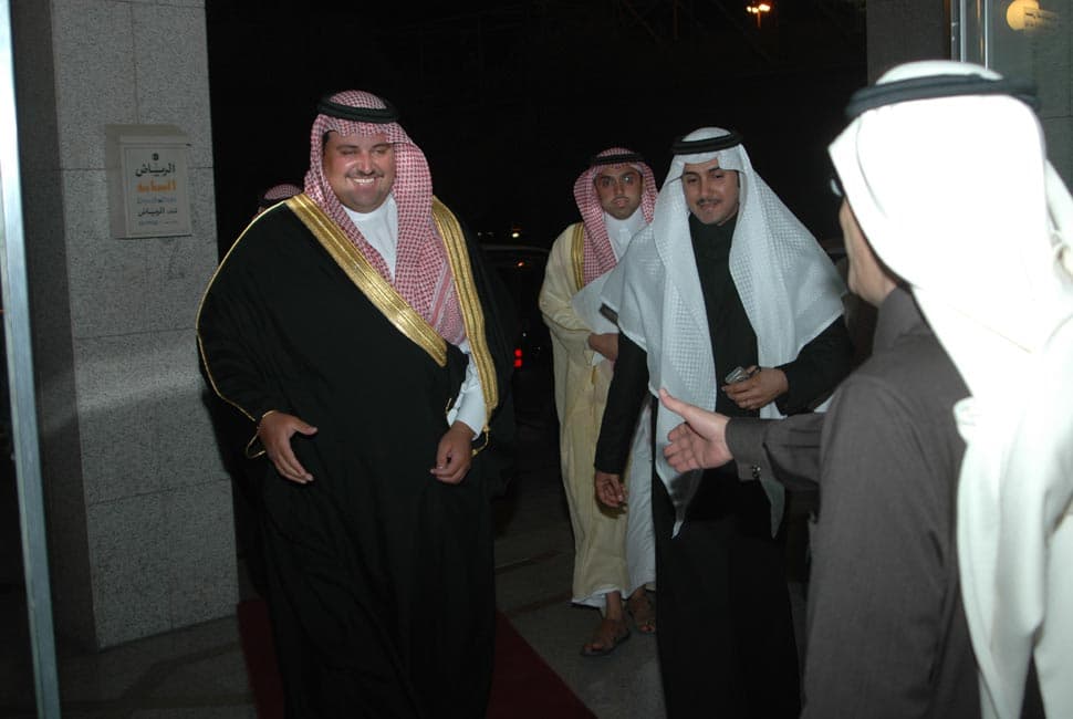 الأمير الدكتور عبدالعزيز بن عبدالرحمن يترأس الاجتماع التأسيسي الأول للجمعية السعودية للمحللين الفنيين في الرياض